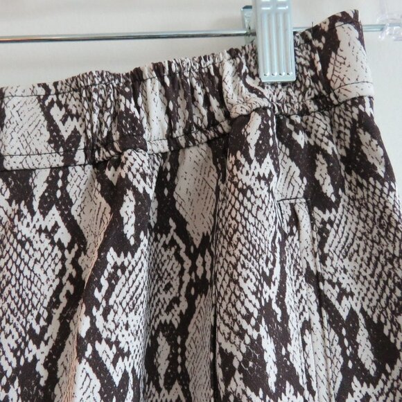 A.L.C. Elijah Python Snake Print Relaxed Fit Pull On Pants - Size 0 - Picture 4 of 14